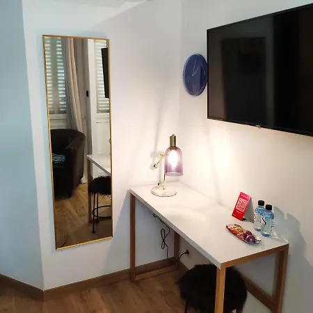 招待所 Rosie's Club