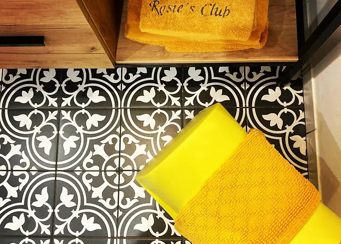 Rosie's Club Affittacamere Ajaccio (Corsica)