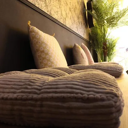 Rosie's Club Guest house *